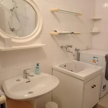 Ai Confini *